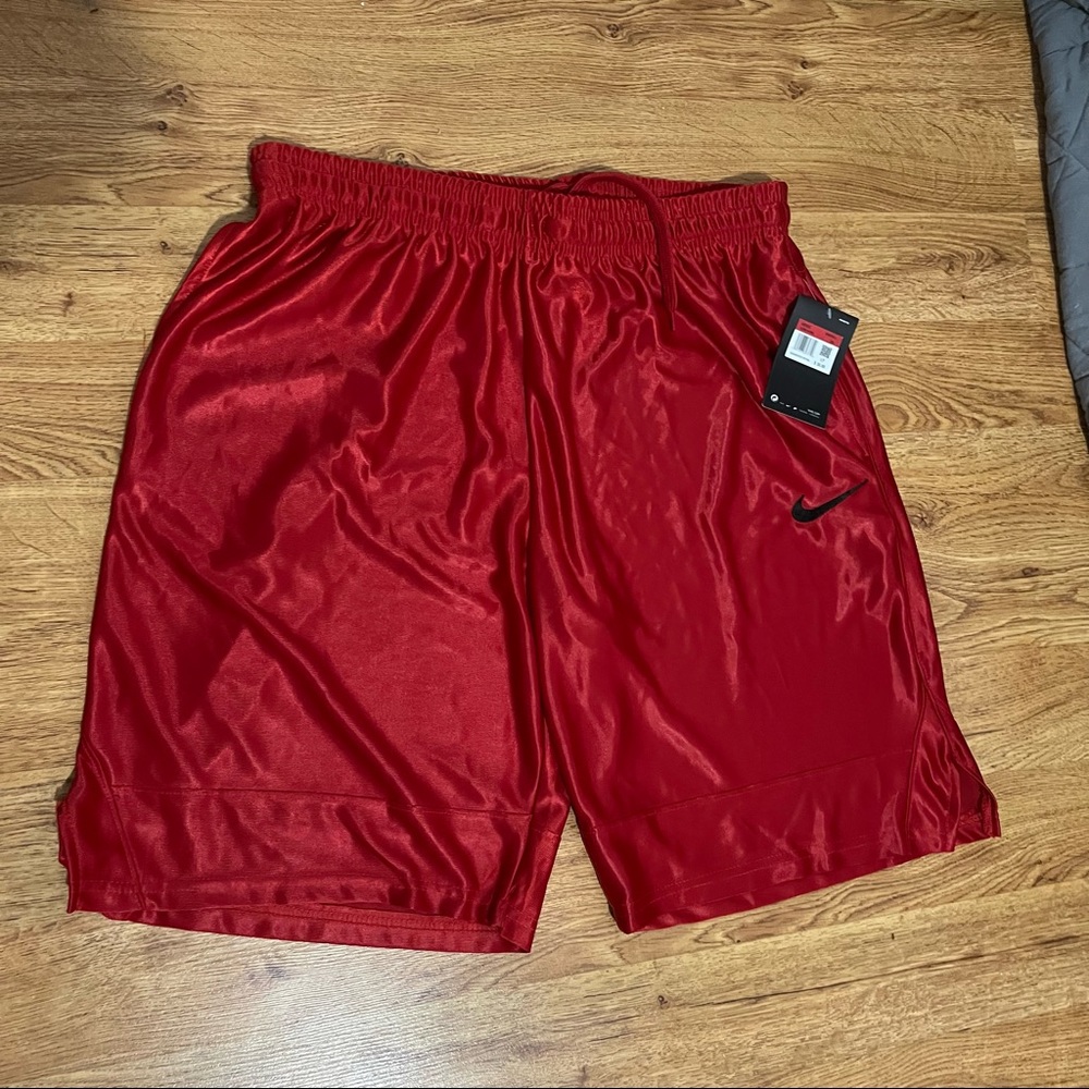 Mens NIKE SHORTS DRIFIT XXL RED